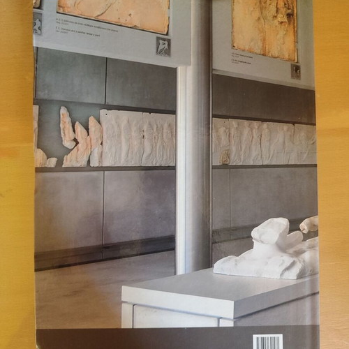 Acropolis Museum book like new