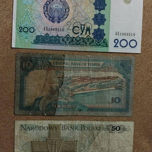 Foreign banknotes used, pack of 3