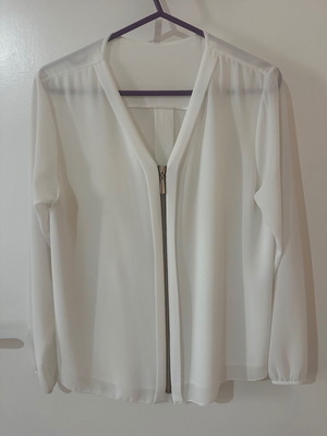 White airy blouse Made in Italy with metallic zipper