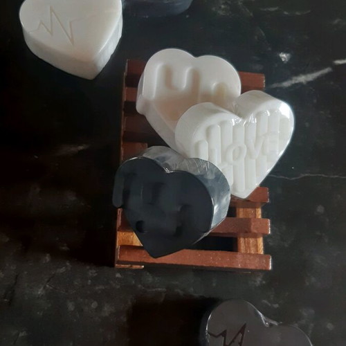 Soap gift set like new with handmade soaps and soap dish