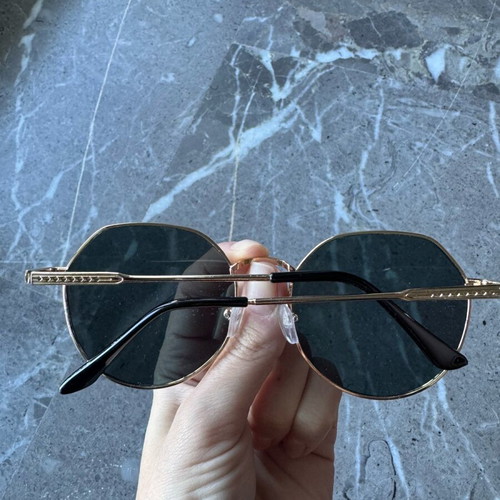 Sunglasses used, various brown and green colors