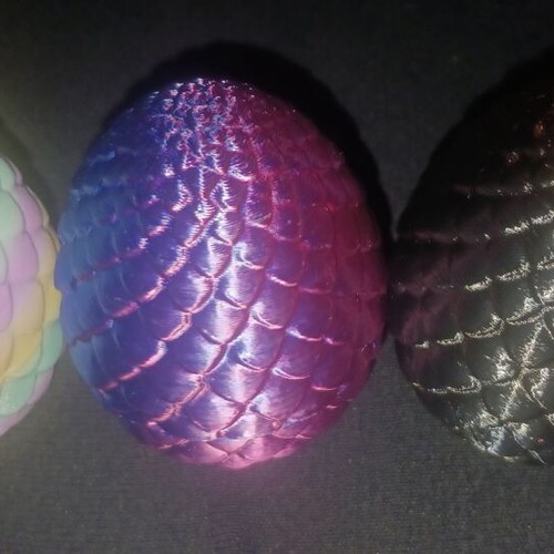 Plastic eggs set of 3 with dragons inside, multicolor