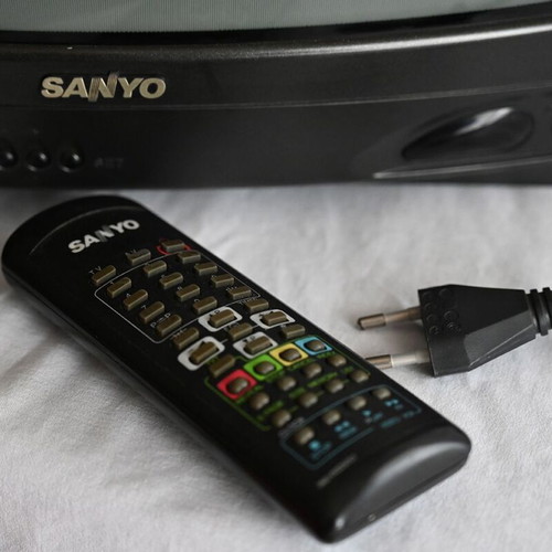 Sanyo CRT TV used, 15 inch, model C1461TX-C
