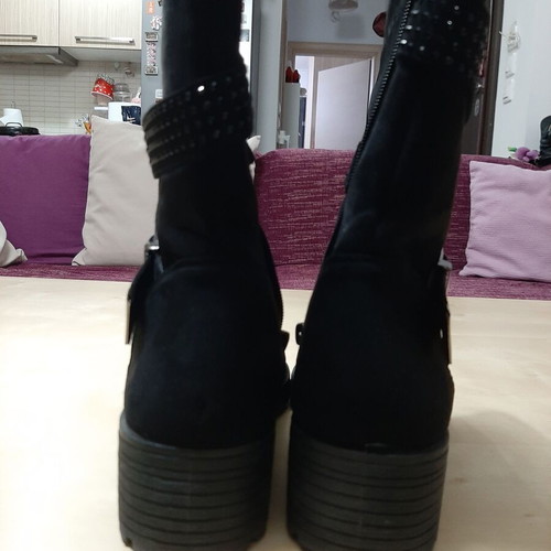 Plato boots used, black with rhinestones, size 37