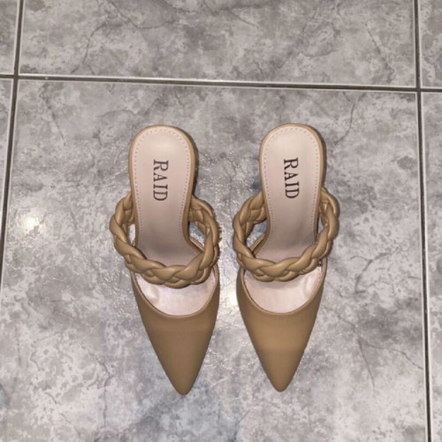 Raid heel sandals never worn No37 in beige and yellow