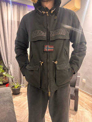 Black jacket like new