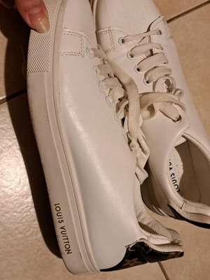 Louis Vuitton white sneakers size 38 like new