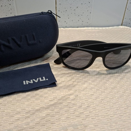 Invu Polarized A 2608 A Filter Cat.3 Kids Sunglasses like new, matte black