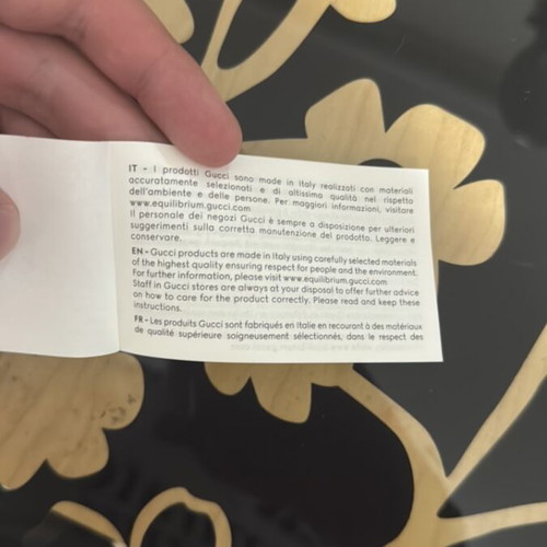 Gucci product tag new from tie