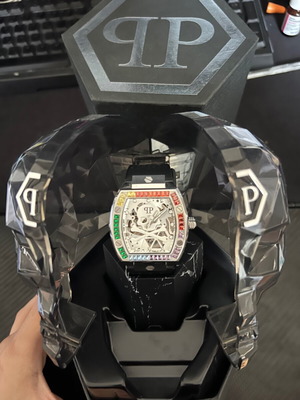 Philipp Plein The Skeleton Crystals Automatic watch with black rubber strap new