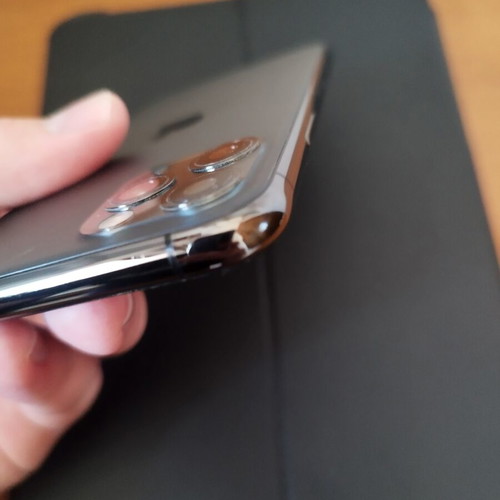 Iphone 11 Pro Max used, 64GB, black, with charging cable