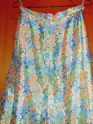 Floral summer skirt like new, multicolor A-Style