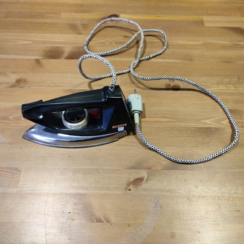 Philips iron old used, non-working