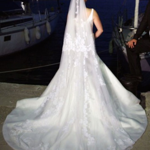 Pronovias wedding dress used with train and removable belts, size S