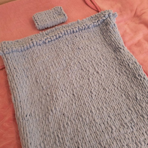 Children's knitted single quilt handmade new with pillowcase gift