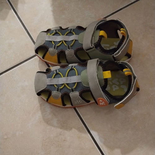 Garvalin anatomical sandals size 32 new, boys