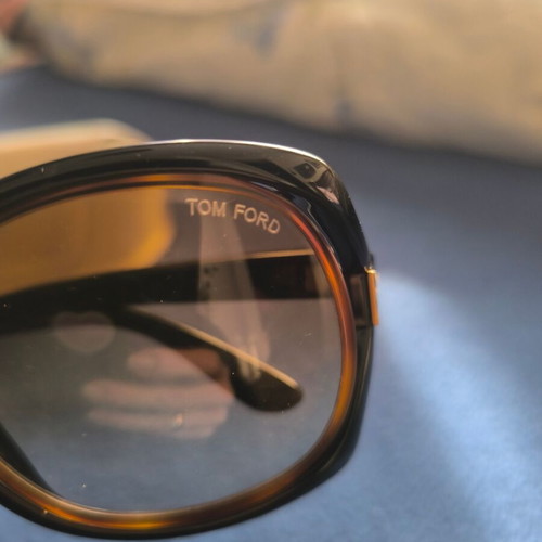 Tom Ford Jaquelin TF100 sunglasses like new, black frame, Havana lenses