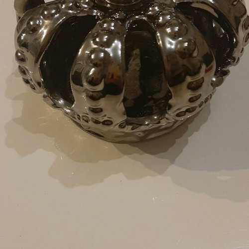 Decorative crown like new