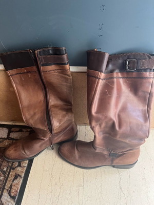 Brown boots like new size 38