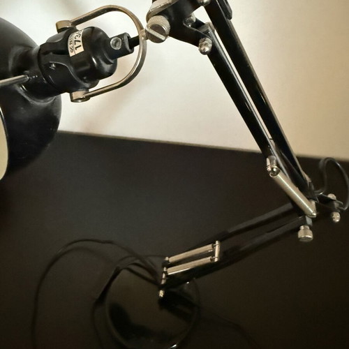 Desk lamp like new