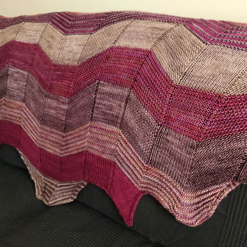 Handmade shawl new, 100% merino wool, gray-purple