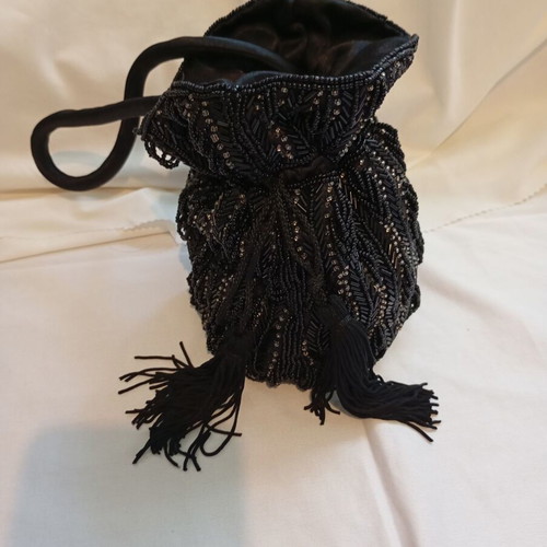 Vintage black evening bucket bag with beads and tassels