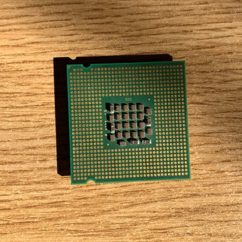 Intel Pentium 4 processor used, model 630, socket 775