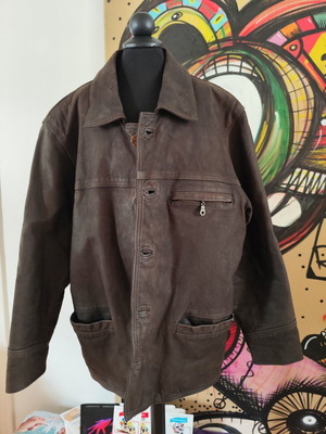 Leather men's jacket used, size S, brown color