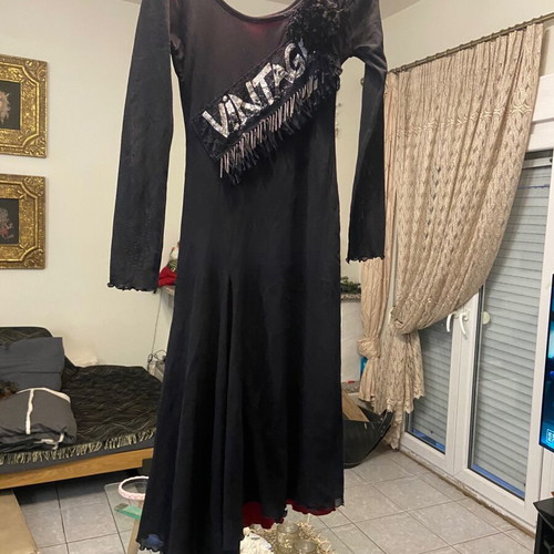 Rock evening dress like new, size M