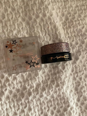 Mac limited edition eyeshadow μεταχειρισμένο, απόχρωση stars align με γκλίτερ
