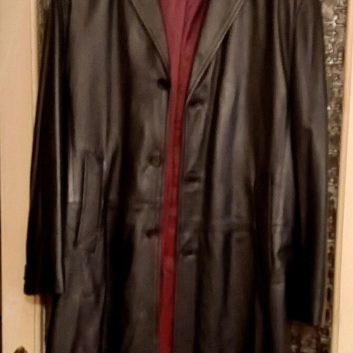 Men's coat made of genuine Napa leather size Medium like new