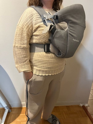 Inglesina baby carrier like new, for 3 to 9 kg