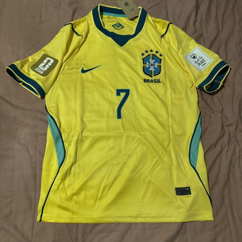 Vinícius Jr. Brazil Jersey medium, new official replica
