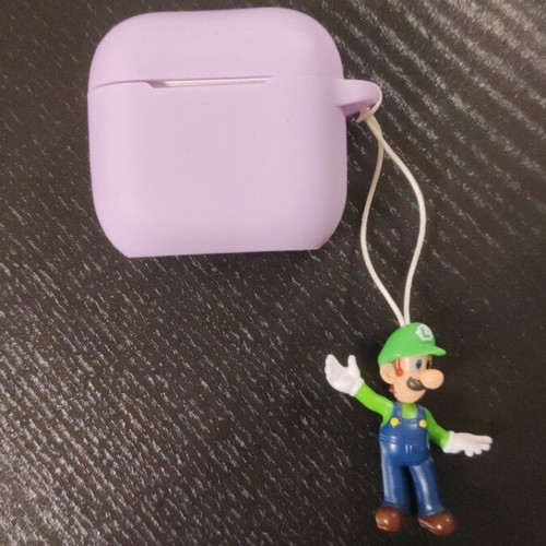 Apple AirPods 4 μεταχειρισμένα με θήκη φόρτισης και δώρο θήκη Super Mario