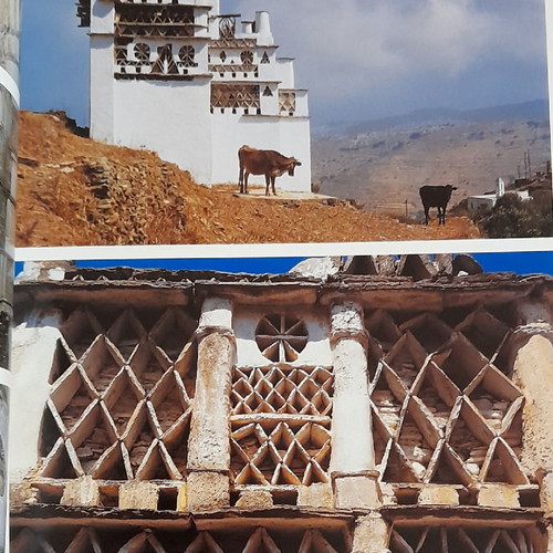 Decorative Arts new, 3 centuries in Greek architecture