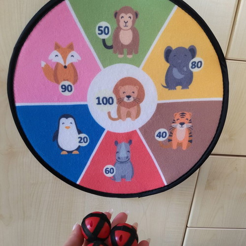 Target game with 3 balls