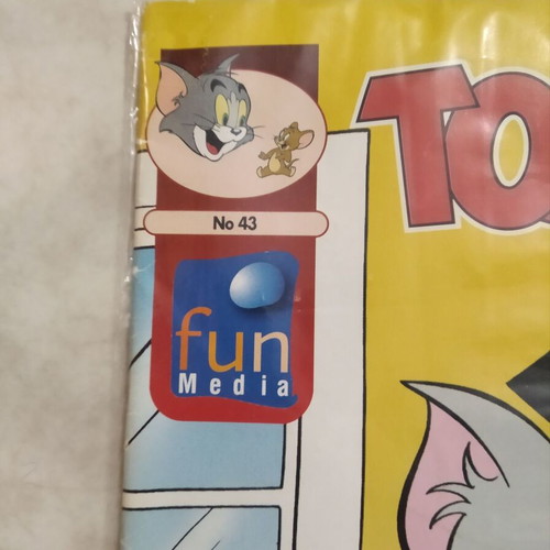Tom and Jerry comic like new, very large size