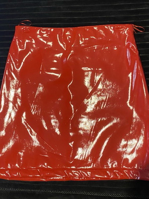 Arioso βινυλ μίνι φούστα μπορντό σαν καινούργια, μέγεθος S