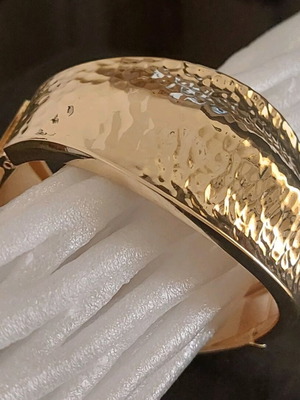 Wide bracelet new, gold color stainless steel