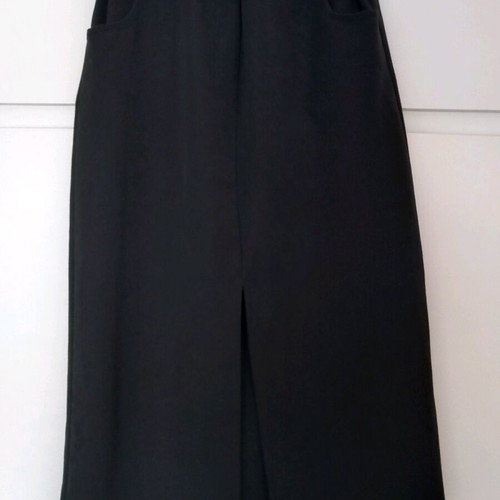 Black skirt with front slit like new, size M