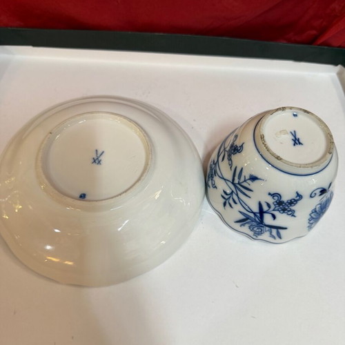 Meissen cup with plate like new