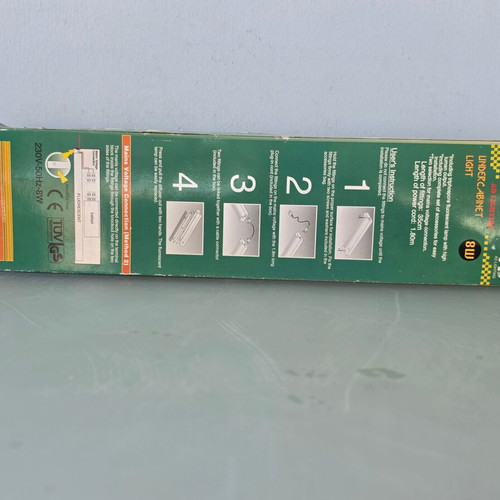 Under-Cabinet Fluorescent Light TUF-2808E 8W New