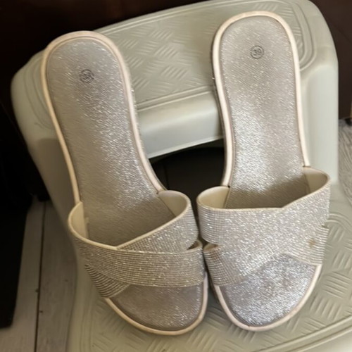 Slippers used, size 39, white and gray