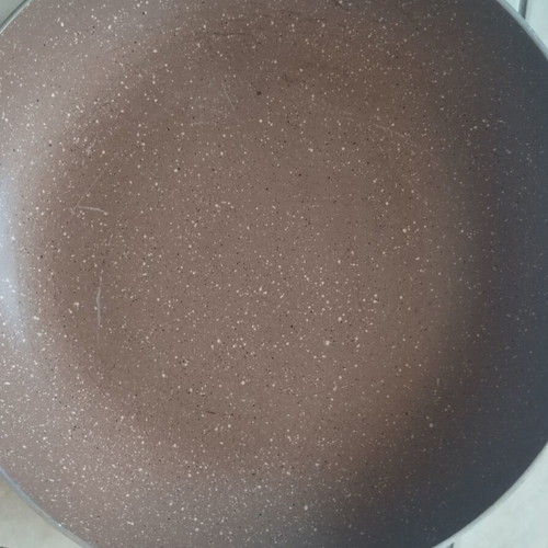 Frying pan 28cm used with some wear