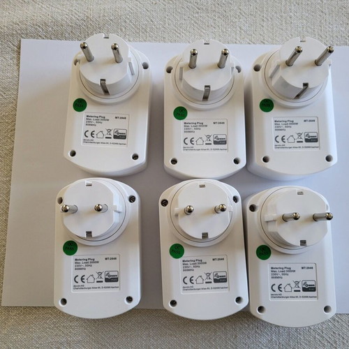 Devolo Smart Metering Plug like new, pack of 6 Z-Wave devices