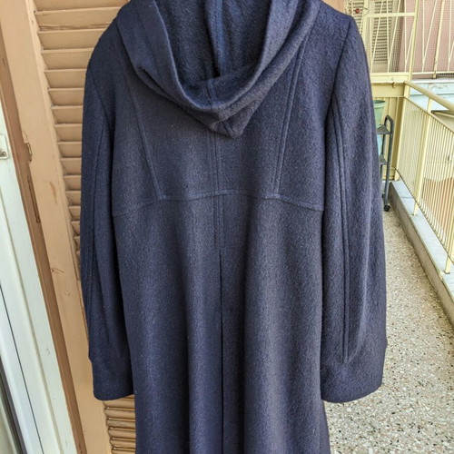 BSB women's coat dark blue size Medium with hood like new