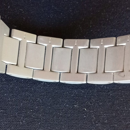 Swatch watch with aluminum case and bracelet like new