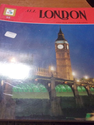 All London Book Colour Photos 1992 like new