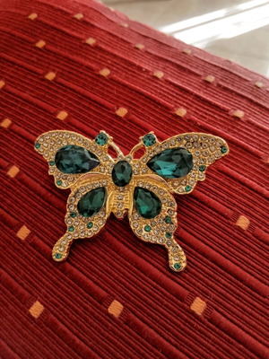 Butterfly pin with crystal stone new