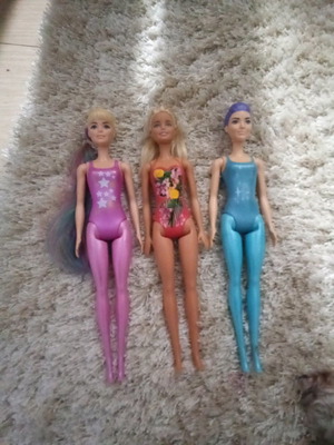 Barbie dolls used with swimsuits, pack of 3